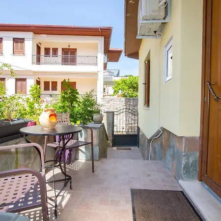Casa Kastropolis Apartment Ioannina Exterior photo
